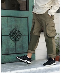 軍物 | 個性的なデザインのpants(カーゴパンツ)