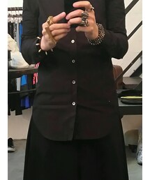 initial | シャツ/ブラウス