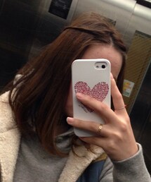 ヘアアレンジ

最近のマイブーム
手軽だけど結構それなりな感じになる♡
ゴムでとめてバレッタなどつけてます。(その他ヘアアクセサリー)
