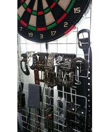 TORNADO MART | ベルト群。大体はこの中から選びますが、蛇革の二本がかなり好きなんですが、高確率でカットソーを食い破るのでほぼインテリアになってます（´・ω・`）バックルを取り外せる利点から、TORNADO MARTのモノばかりに・・・。(ベルト)