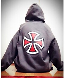 INDEPENDENT | パーカー