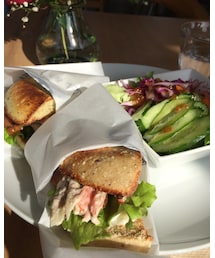 LisM | チキンごぼうベーグルサンド(その他)