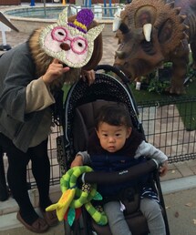 H&M | おかん
コート セレクトショップで5万くらい
ニット fev
インナー スズキタカユキ
スカート ココブキ
靴 APC

だっこの時、コクーンファーが目にあたってこしょばいみたいなので、ファーはずした。
寒い(その他パンツ)