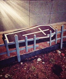 手作りの棺桶 | その他