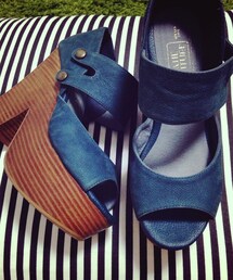 ※me couture | モンクストラップサンダル(サンダル)