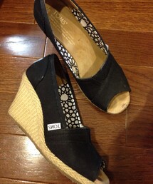 TOMS | サンダル(サンダル)