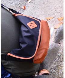 GU | メッセンジャーバッグ