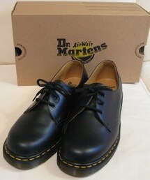 Dr. Martens | マーチンスリーホール(ブーツ)