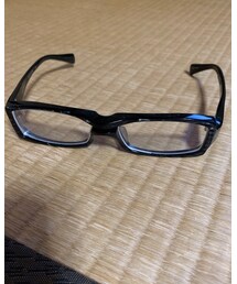 LESS THAN HUMAN | メガネ