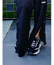 SKECHERS | スニーカー