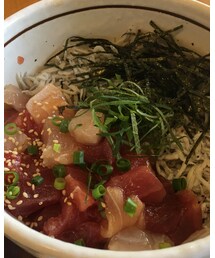 三浦食堂マグロシラス丼😋 | その他