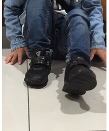 瞬足 | スニーカー