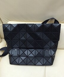 ISSEY MIYAKE | Issey B ao bao(メッセンジャーバッグ)