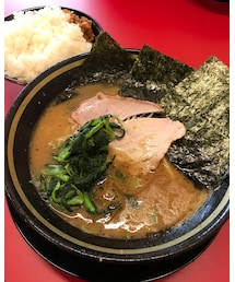 🔸今日のラーメン🍜 | 🔸５回目の王道家ブギー🐷✨  ラーメン700円＋ライス大盛100円(その他)