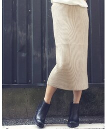 Mila Owen | スカート