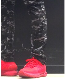 UNDER ARMOUR | スニーカー