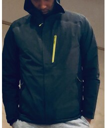 UNDER ARMOUR | マウンテンパーカー