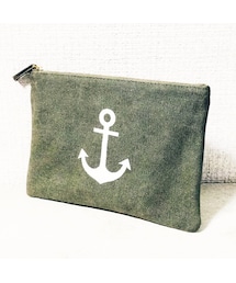 IZOLA　錨モチーフジップバッグ(クラッチバッグ)