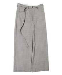 URU | スラックス