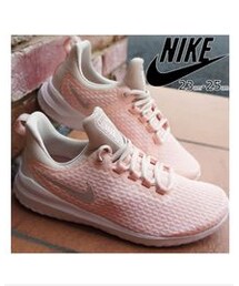 NIKE | NIKE ウィメンズ リニュー ライバル  Wコーラル×Lウッドブラウン 24.5cm(スニーカー)