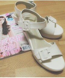 白色厚底涼鞋(サンダル)