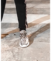 Yeezy | スニーカー