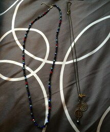 HARE | 写真左 HARE 右 rovtski(ネックレス)