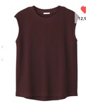 GU(ジーユー)の「トップス(Tシャツ/カットソー)」