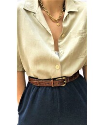 Cream shirt & brown belt & navy skirt(ドレス)