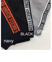 GU | 各店舗にあるかないかの超限定商品です合わせやすくストリート感満載どうぞお見逃しなくーー(スラックス)