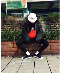 VETEMENTS | パーカー