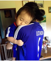 我が家のサポーター4（熟睡）(Tシャツ/カットソー)