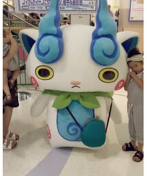 コマさんにめっちゃ泣く妹とキメ顏の姉 | その他