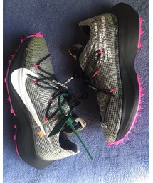 off white | スニーカー