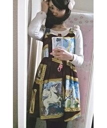 MILK | この日はオフホワイトのニットを合わせました。
この前のネイビーと色ち買いした物。(ワンピース)