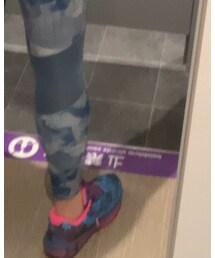 UNDER ARMOUR | スニーカー