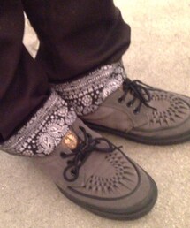 BOTTOMS : No Bland.

SHOES : VANS.(その他シューズ)