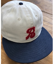 J.CREW×EBETTSFIELDFLANNELS | J CREW × EBBETS FIELD FLANNELSのコラボレーションモデル  ニグロリーグBUFFALO BISONSの1914年当時のロゴをフロントパネルにフェルトパッチで施した逸品。  コットン生地を使用した季節感のあるキャップ。  ボディー内側には【BUFFALO BISONS1914】の刺繍で施されるなど流石の仕上がり。 (キャップ)