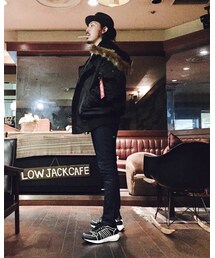 サイドから見ると靴がまるでエヴァ | その他