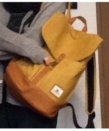 黄色いリュック(バックパック/リュック)