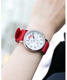 BEAMS | 元はベルトの色が赤です(アナログ腕時計)