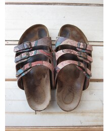 まだまだいける　靴底近所で補強済。(サンダル)