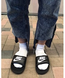 切っちゃった♡ | デニムパンツ