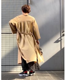 後ろ | トップス