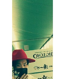 off white | トップス