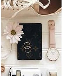 LOUIS VUITTON | 財布