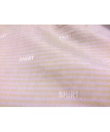 ﾜﾝﾋﾟｰｽの柄。ちいさくshirt(ワンピース)