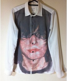 GUELL MUSTARD | フェイスプリントシャツ(シャツ/ブラウス)