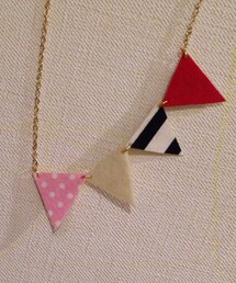 フラッグネックレス（赤）(ネックレス)