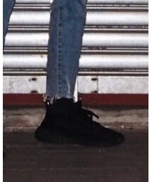 Yeezy | スニーカー